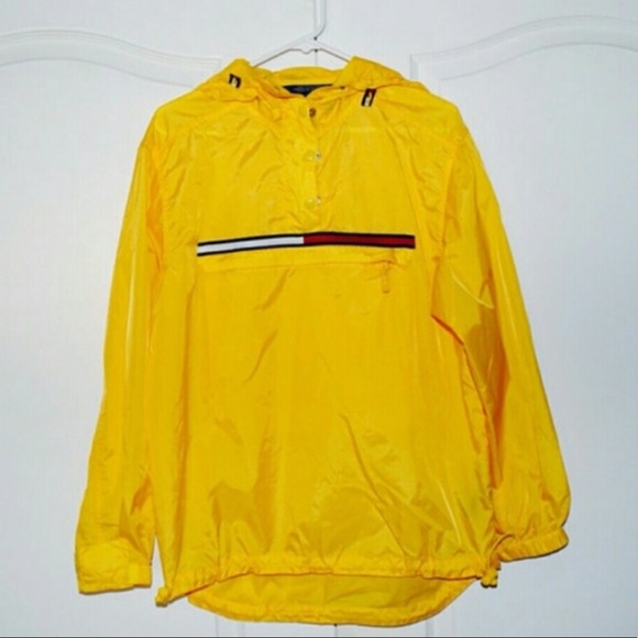 Tommy Hilfiger Jackets & Blazers - Vintage Tommy Hilfiger windbreaker/ pullover